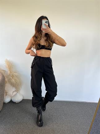 Num Siyah Paraşüt Pantolon