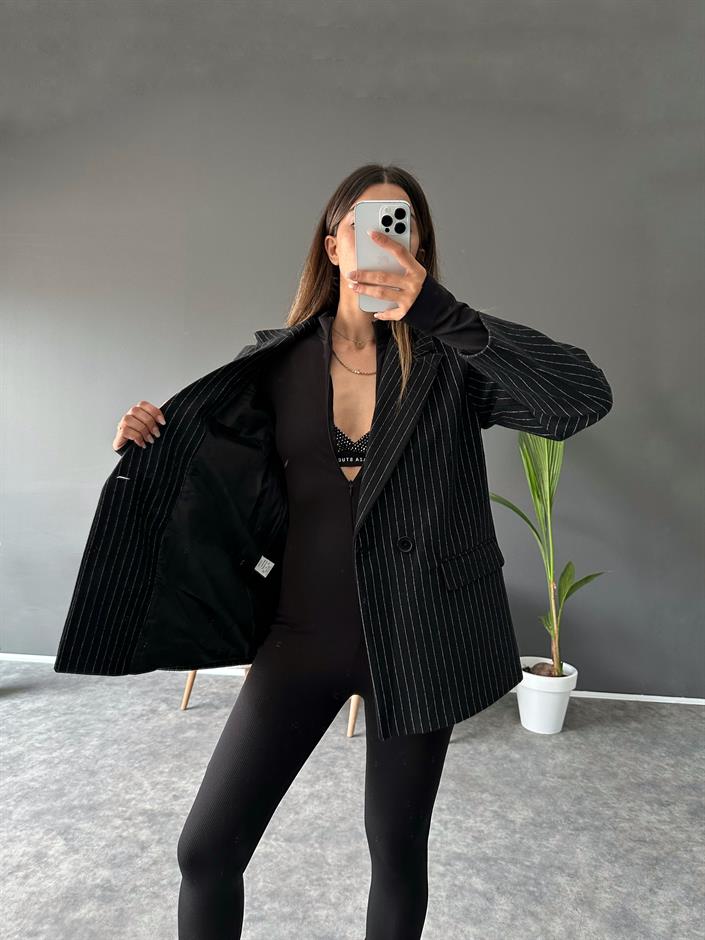 NW Siyah Çizgili Kaşe Blazer Ceket