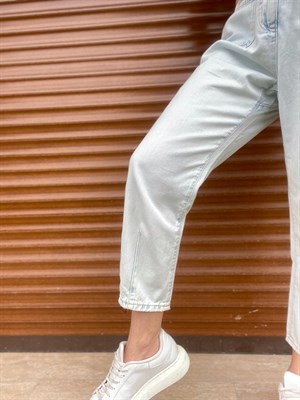 Orijinal Marka Açık Renk Önü Cep Detaylı Jean 