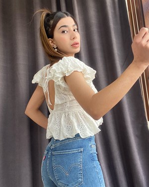 Orijinal Marka Güpür Detaylı Crop