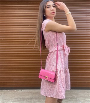Pembe Desenli Elbise
