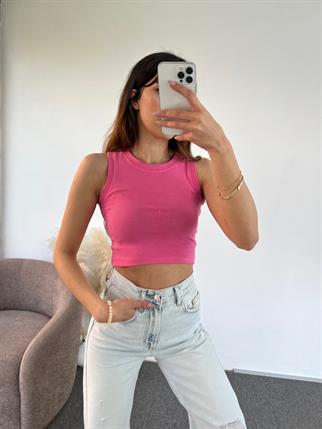 Pembe Halter Crop 