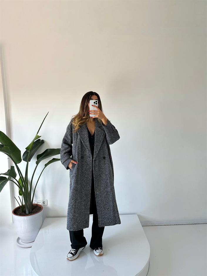 Premium Siyah Balık Sırtı Oversize Kaban