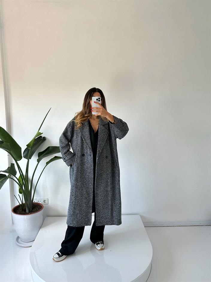 Premium Siyah Balık Sırtı Oversize Kaban