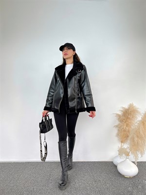 Siyah Deri Biker İçi Kürklü Mont 