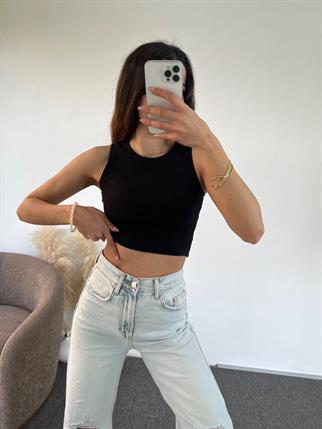 Siyah Halter Crop 