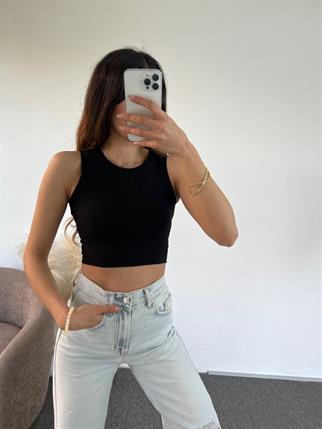 Siyah Halter Crop 