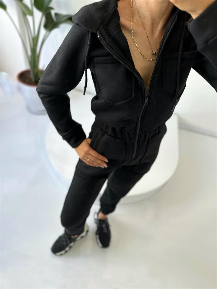 Siyah Şardonlu Üç İplik Kapüşonlu Tulum 