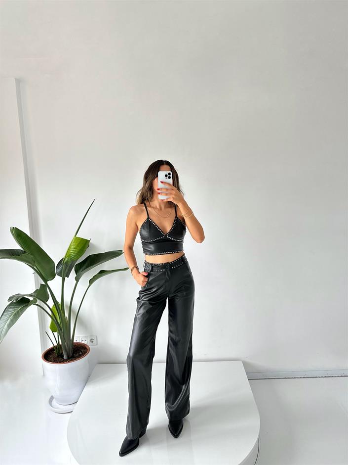 Tasarım Siyah Deri Zımbalı Pantolon