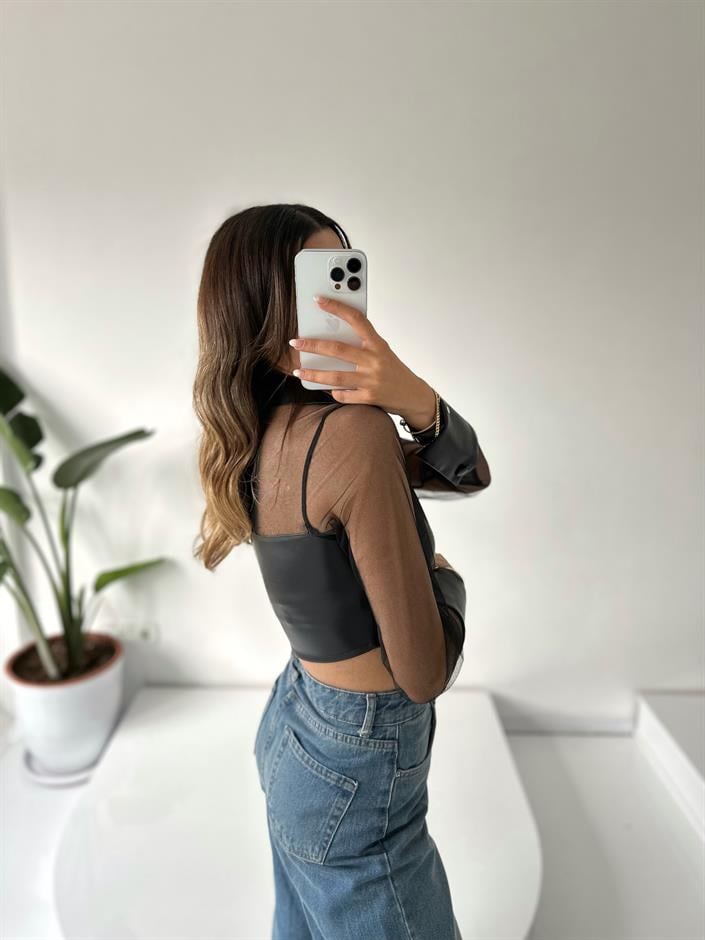 كروب بتصميم من التول والجلد مع سحاب 