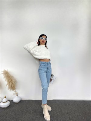 Taşlı Tasarım Mom Jean Açık Mavi Jean 