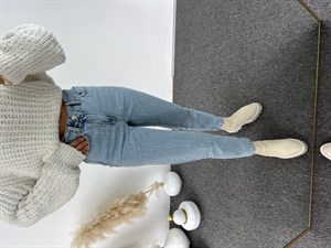 Taşlı Tasarım Mom Jean Açık Mavi Jean 