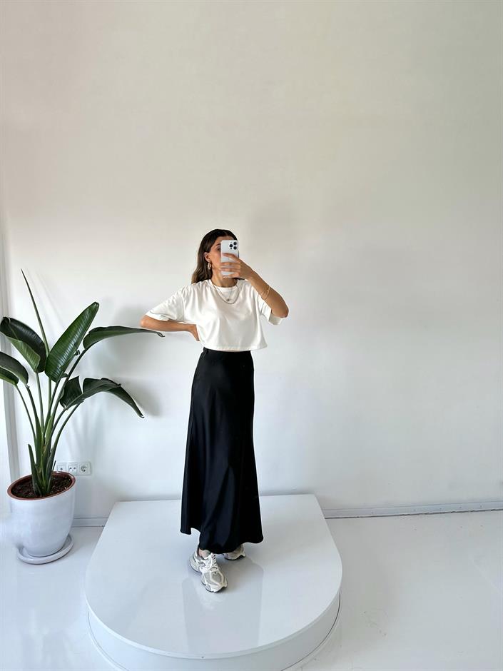 Vina Siyah Saten Maxi Etek