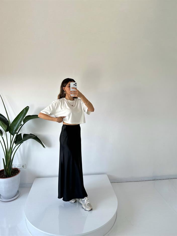 Vina Siyah Saten Maxi Etek