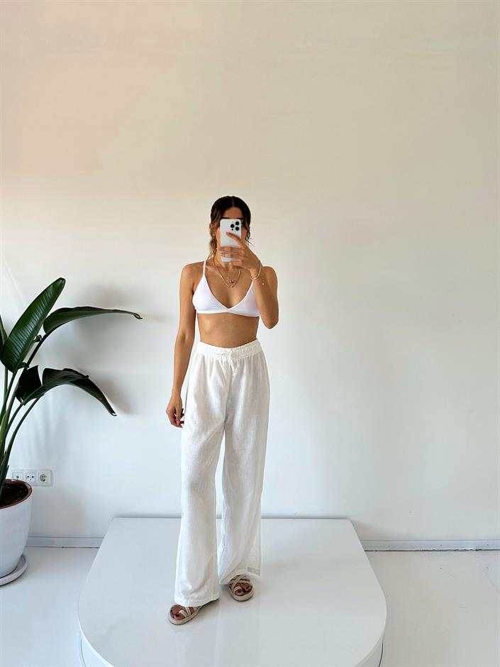 Violeta Beyaz Yırtmaçlı Keten Pantolon 