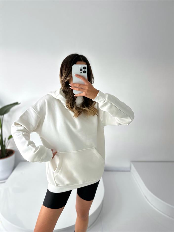 Visha Beyaz Oversize Sweatshirt