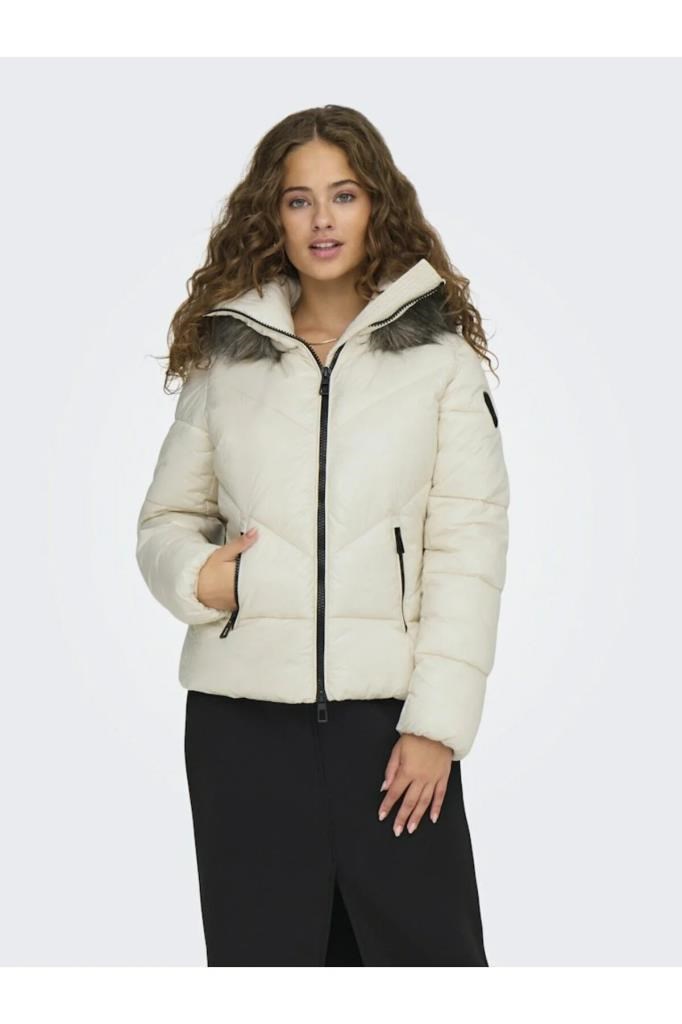 ONLY 15322003 ONLFEVER SHORT PUFFER BIRCH KADIN MONT