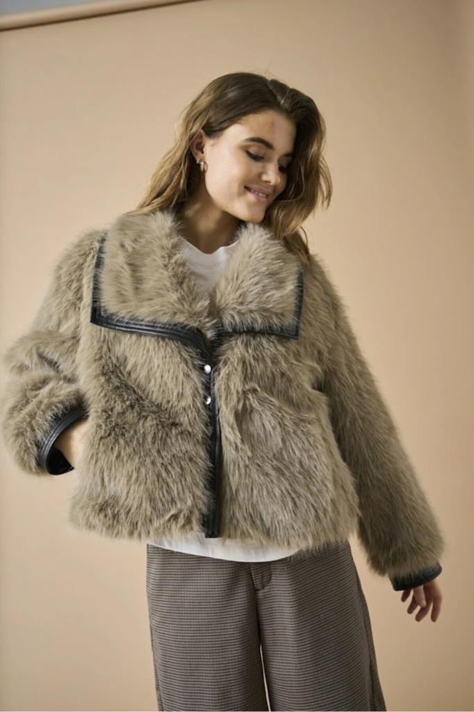 ONLY 15330273 ONLPISA FUR JACKET OTW HUMUS KADIN MONT