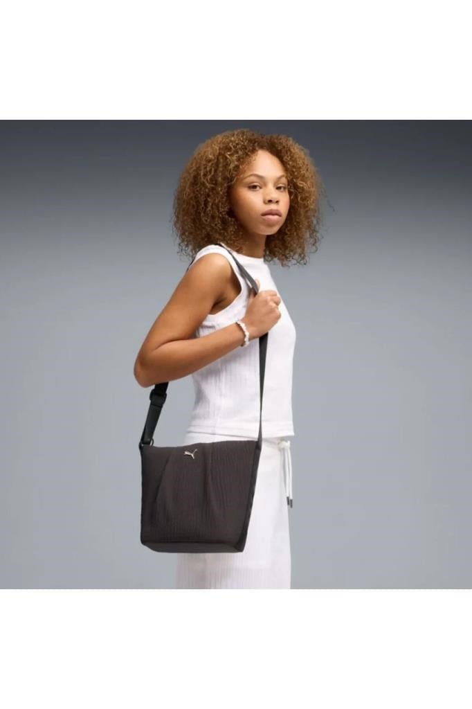 PUMA 09218101 UP ZIPPED BUCKET BAG SIYAH NS OMUZ ÇANTASI