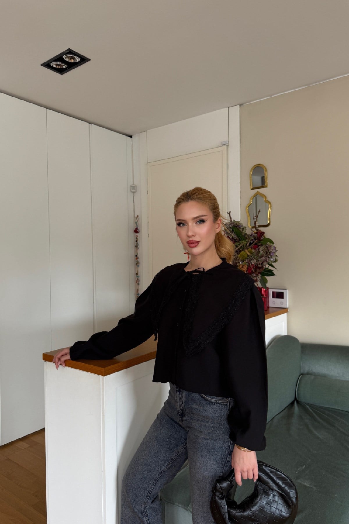 Tesla Yaka Dantelli Gömlek Siyah