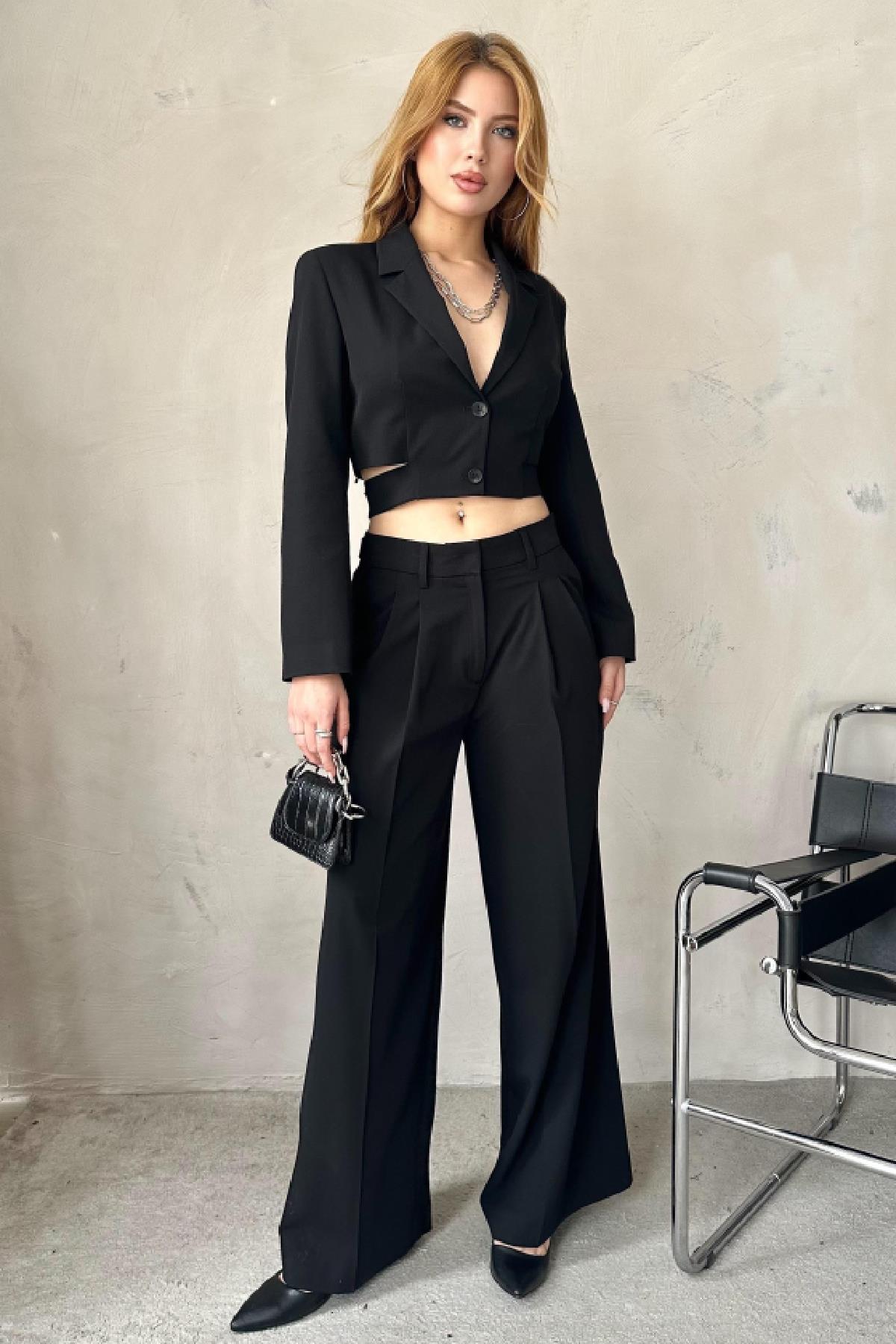 Toka Detaylı Crop Blazer Siyah