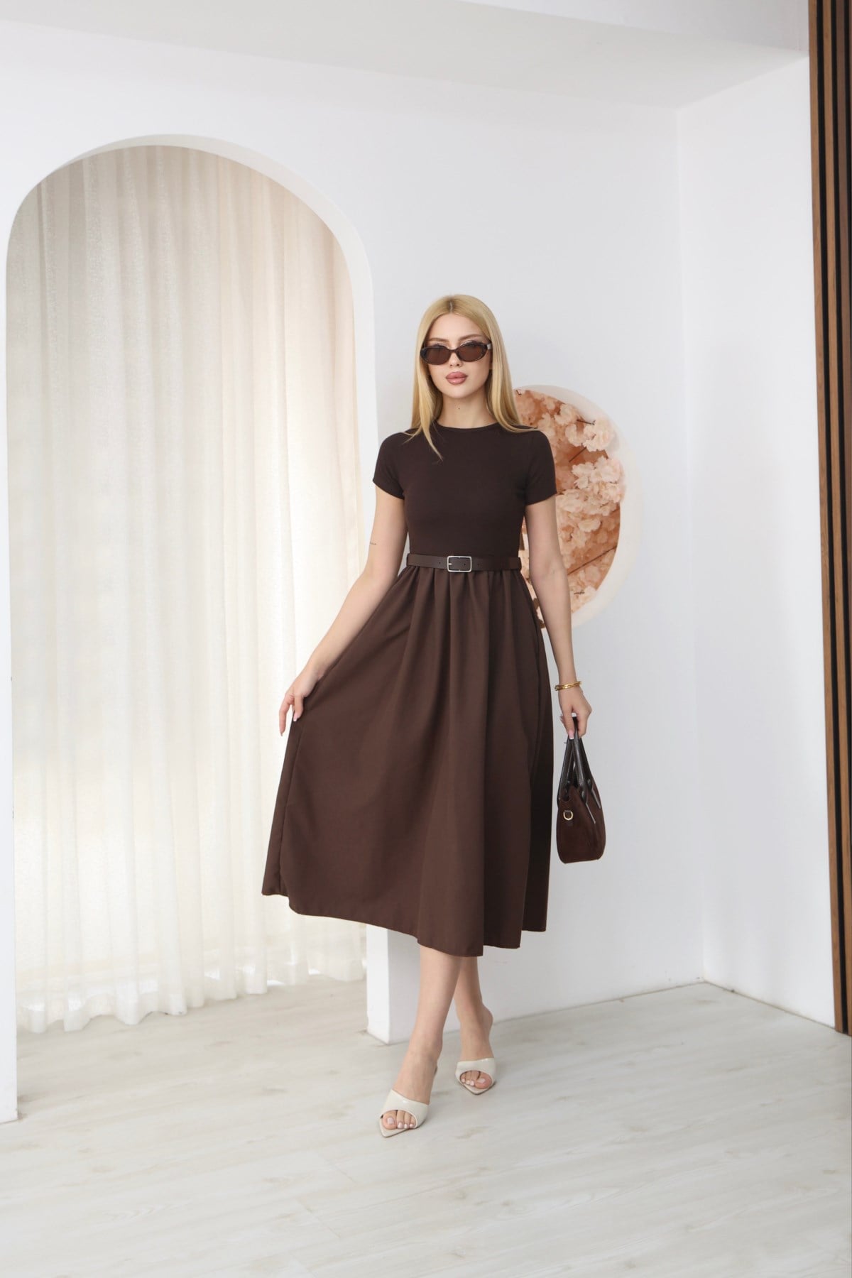 Maria Kemerli Elbise Acı Kahve