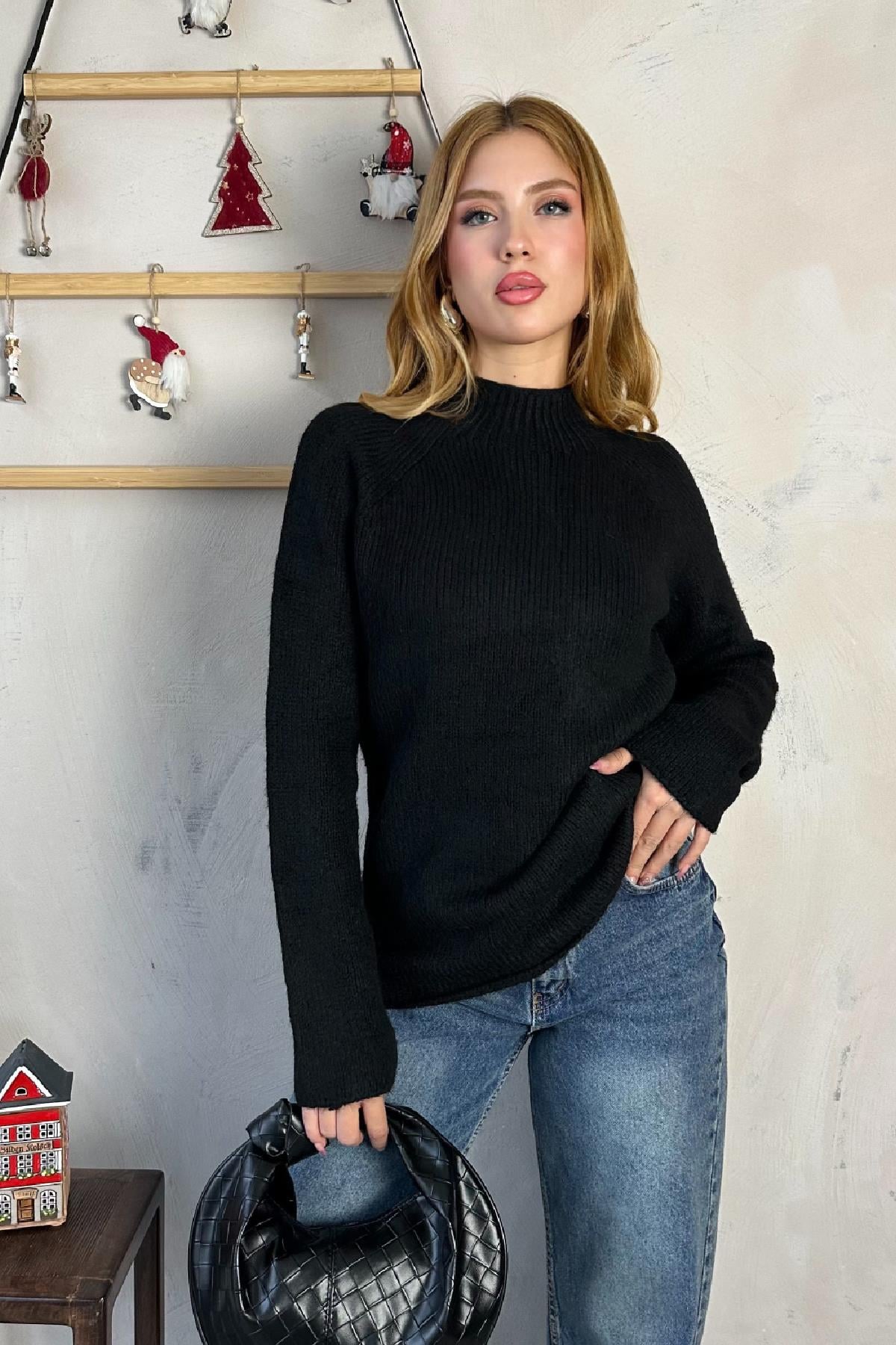 Dik Yaka Yumoş Kazak Siyah