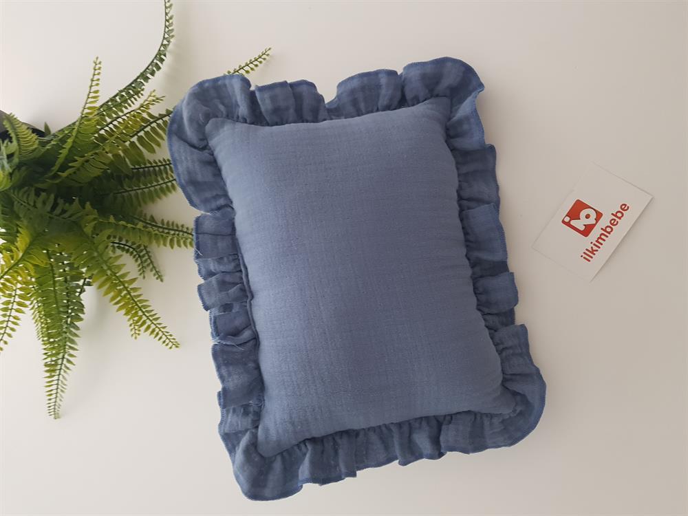 4 Katlı Dantelli Müslin Bebek Battaniyesi ve Takı Yastığı Seti 85x90