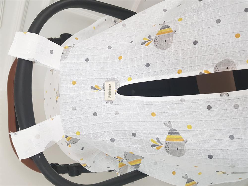 Balinalı Ponponlu Bebek Puset Örtüsü