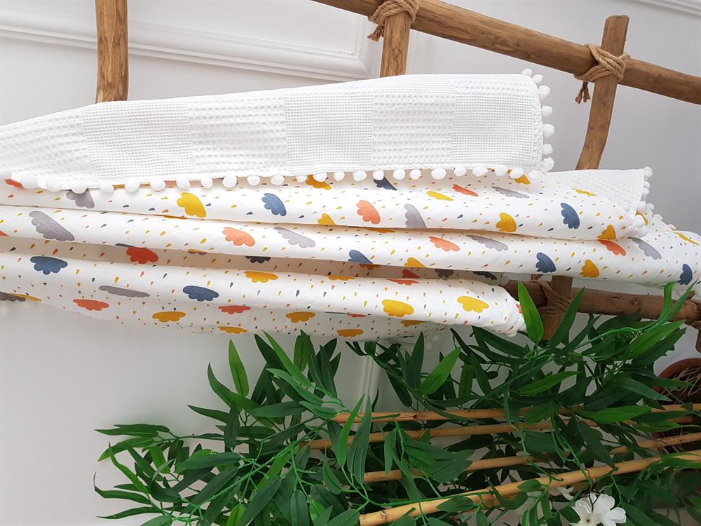 Bulutlu Pikeli Bebek Battaniyesi 85x90