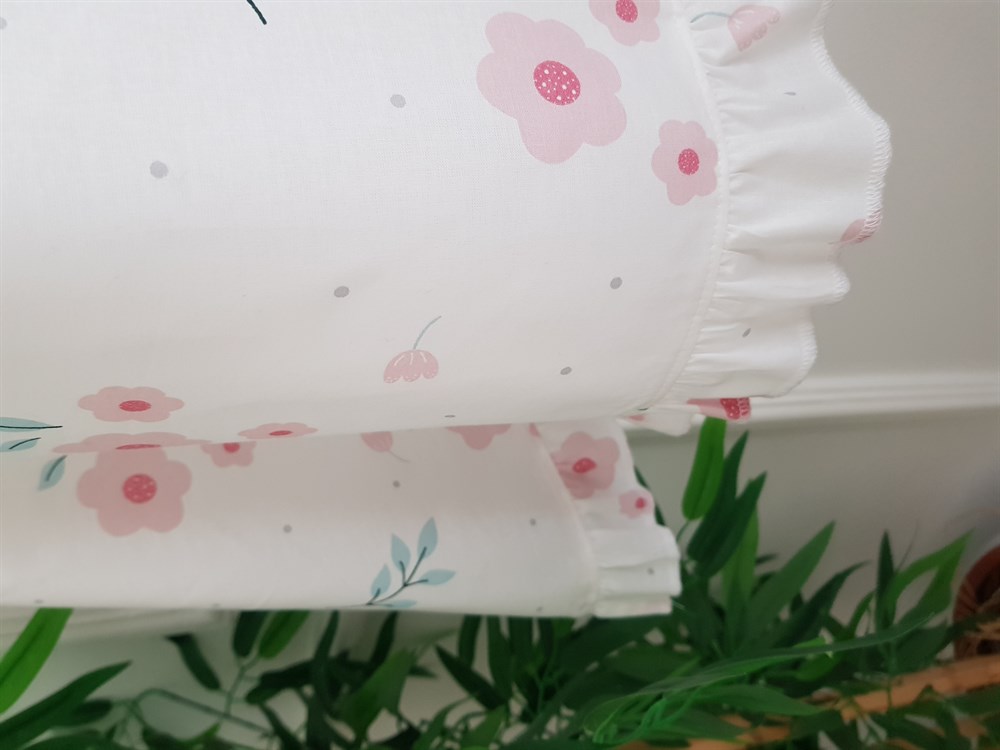 Çiçekli Fırfırlı Anne Bebek Balenli Emzirme Önlüğü 70x100