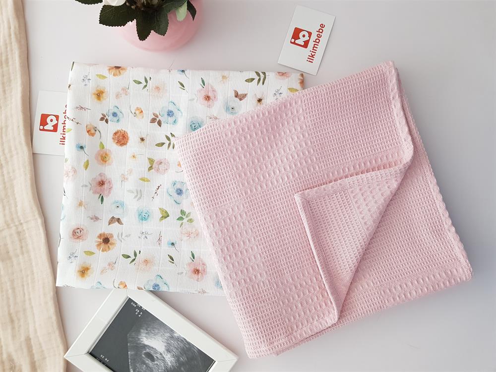 Çiçekli Müslin Pike 2li Bebek Battaniyesi