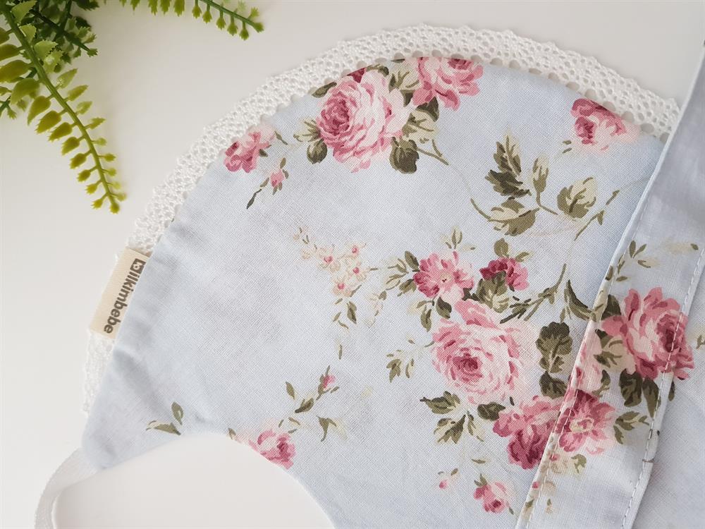 Çiçekli Bebek Önlük , Emzik Askısı Seti