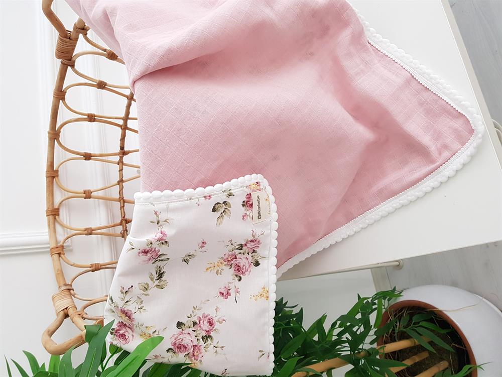 Çiçekli Ponponlu Çift Katlı Bebek Battaniyesi 85x90