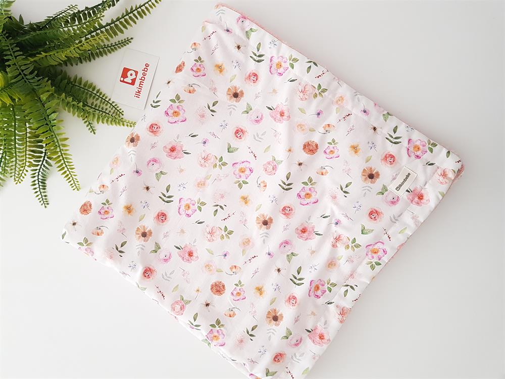 Çiçekli Welsoft Bebek Battaniyesi