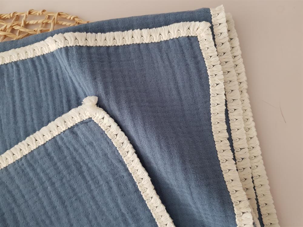 4 Katlı Püsküllü Müslin Bebek Battaniyesi 100x100