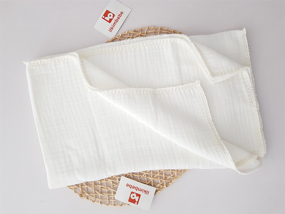 4 Katlı Püsküllü Müslin Bebek Battaniyesi 100x100