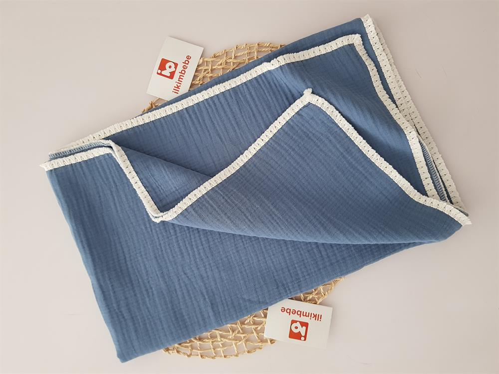 4 Katlı Püsküllü Müslin Bebek Battaniyesi 100x100