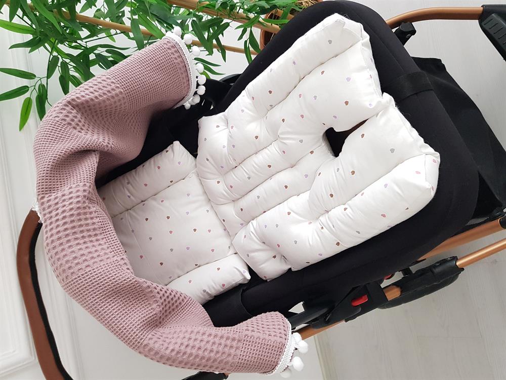 Düz Renk Ponponlu Pikeli Fermuarlı Bebek Puset Örtüsü ve Kalpli Puset Minderi