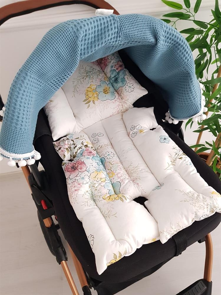 Düz Renk Ponponlu Pikeli Fermuarlı Bebek Puset Örtüsü ve Çiçekli Puset Minderi