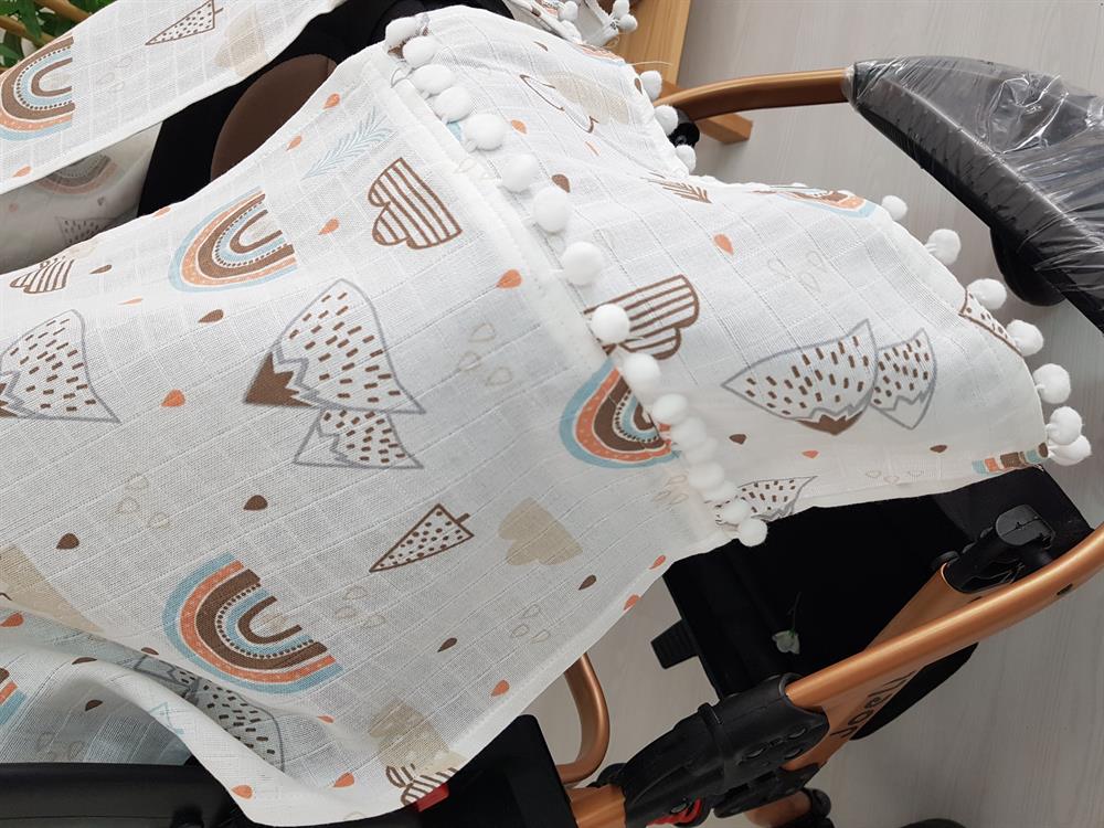 Gökkuşağı Bulut Ponponlu Bebek Puset Örtüsü