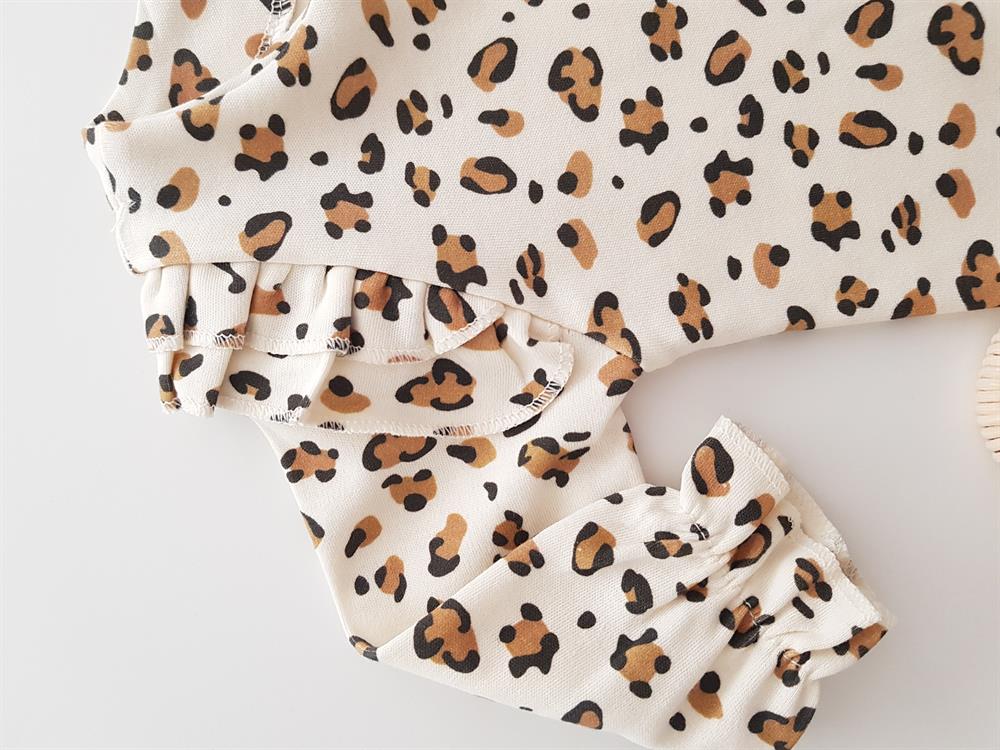 Leoparlı Bebek Tulumu