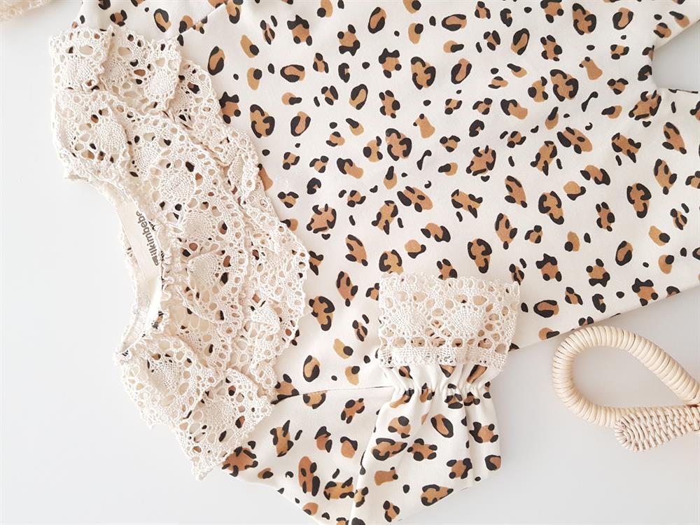 Leoparlı Dantelli Bebek Tulumu