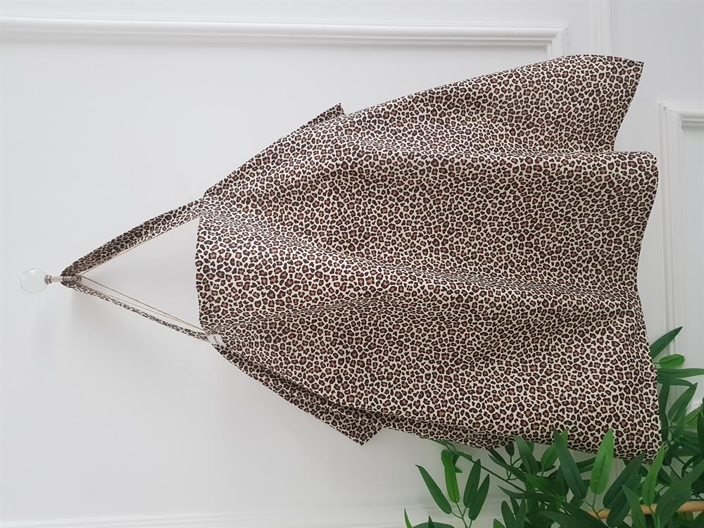 Leoparlı Konforlu Balenli Emzirme Önlüğü , Örtüsü - 70x100 Cm , Anne Bebek