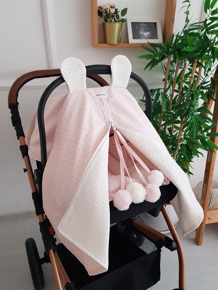 Nokta Desenli Kulaklı Büyük Ponponlu Fermuarlı Bebek Puset Örtüsü ve Puset Minderi