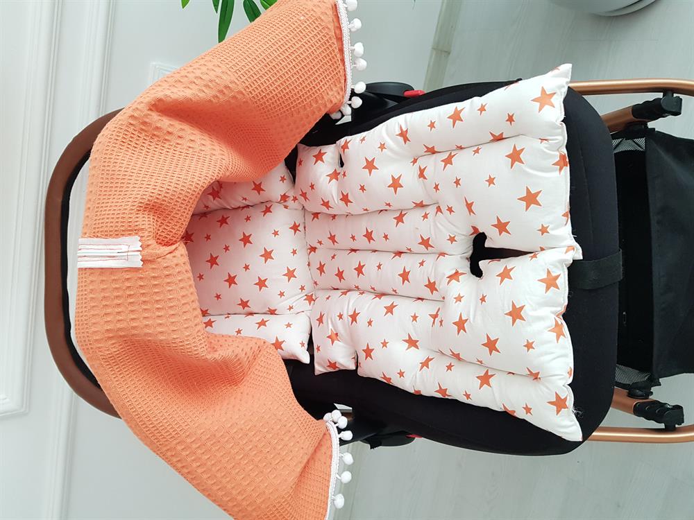 Ponponlu Pikeli Fermuarlı Bebek Puset Örtüsü ve Yıldızlı Puset Minderi