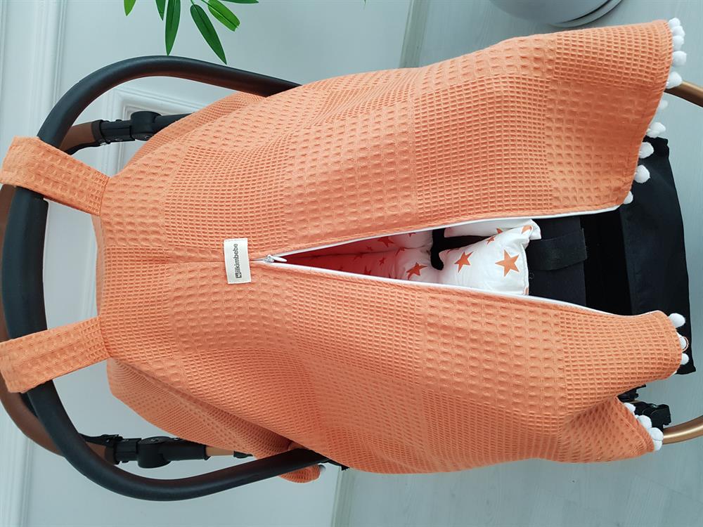 Ponponlu Pikeli Fermuarlı Bebek Puset Örtüsü ve Yıldızlı Puset Minderi