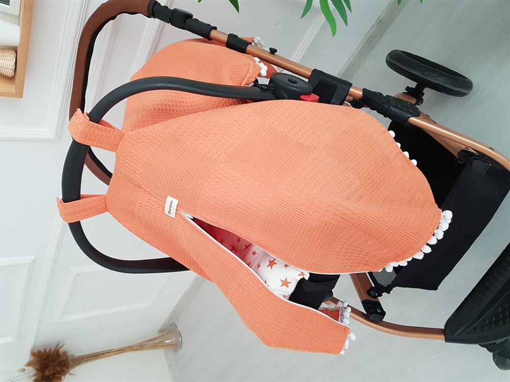 Ponponlu Pikeli Fermuarlı Bebek Puset Örtüsü ve Yıldızlı Puset Minderi