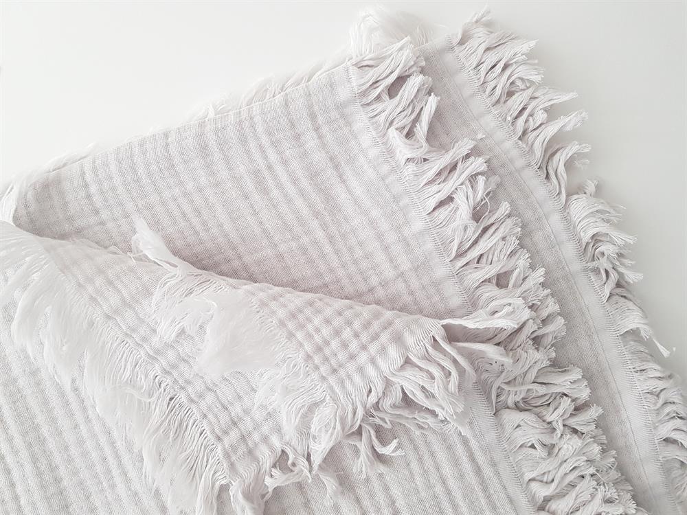 Püsküllü Çift Katlı Müslin Bebek Battaniyesi 120x120