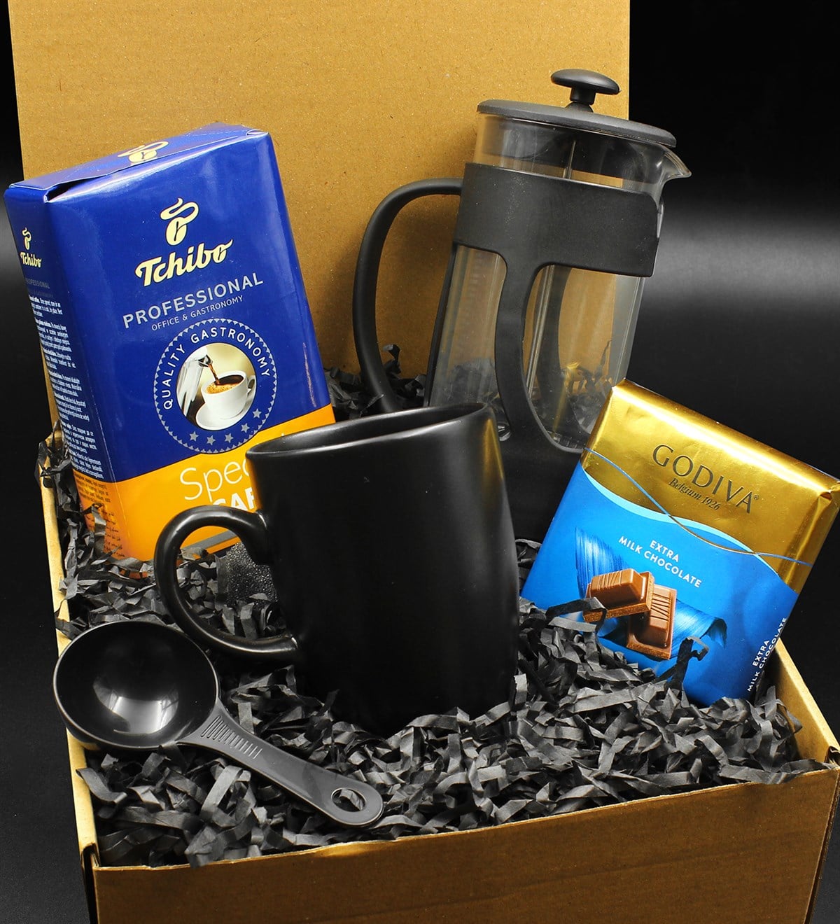Siyah Kupa & French Press & 250 Gram Tchibo Proffesional Special Filtre Kahve & Godiva Çikolata Hediye Seti